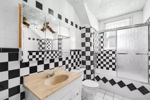 405 E 1st Ave, Denver, CO 80203 photo 15
