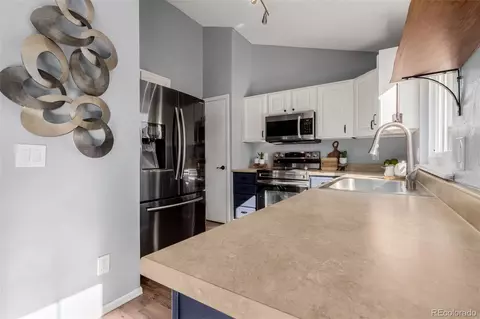 19454 E Florida Pl, Aurora, CO 80017 photo 16