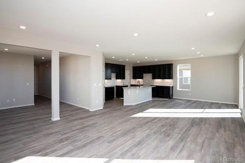 27610 E 7th Ln, Aurora, CO 80018 photo 7