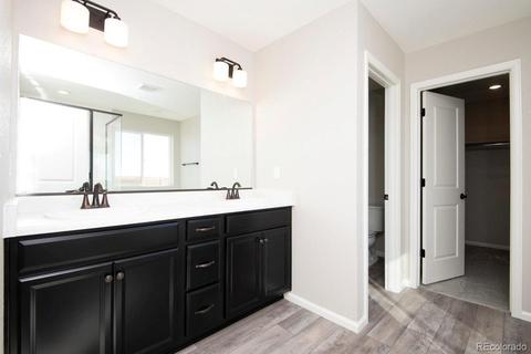 27610 E 7th Ln, Aurora, CO 80018 photo 22