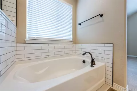 25871 E 5th Pl, Aurora, CO 80018 photo 22