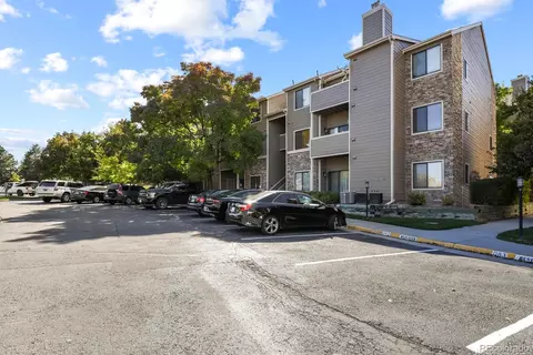7454 S Alkire St #301, Littleton, CO 80127