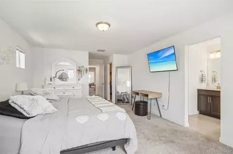 27593 E 1st Pl, Aurora, CO 80018 photo 18