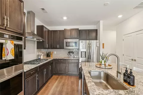 27593 E 1st Pl, Aurora, CO 80018 photo 30