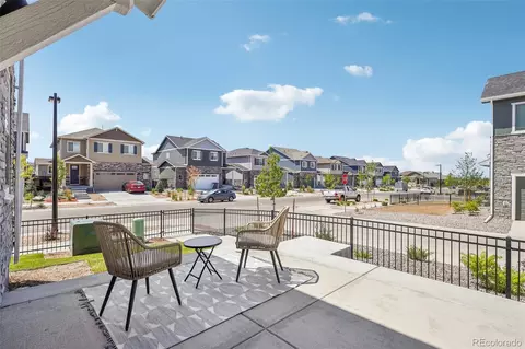 27593 E 1st Pl, Aurora, CO 80018 photo 3