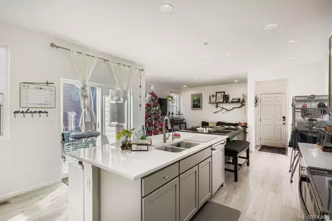Kitchen - 19125 E 66th Ave, Denver, CO 80249 photo 4 of 4