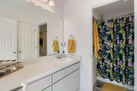 Bath - 19125 E 66th Ave, Denver, CO 80249 photo 3 of 4