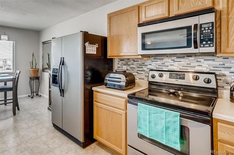 18682 E Chaffee Pl, Denver, CO 80249 photo 22