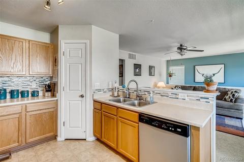 18682 E Chaffee Pl, Denver, CO 80249 photo 19
