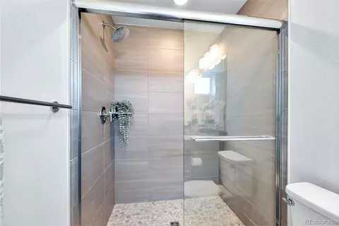 Bath - 6971 E Lowry Blvd, Denver, CO 80230 photo 2 of 3