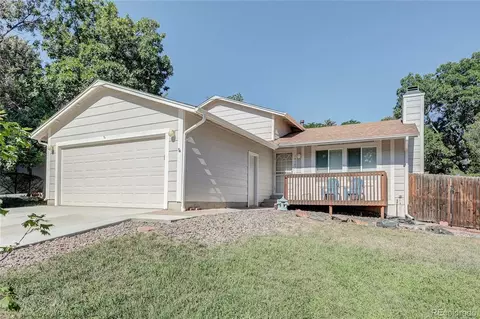 Exterior - 16085 E Oxford Dr, Aurora, CO 80013 photo 2 of 7