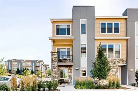 6721 S Tempe Ct, Aurora, CO 80016