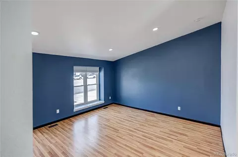 Living - 21518 E Powers Ln, Centennial, CO 80015 photo 6 of 6