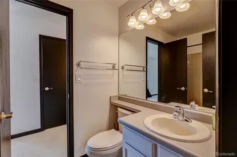 Bath - 21518 E Powers Ln, Centennial, CO 80015 photo 3 of 6