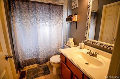 19082 E Mansfield Dr, Aurora, CO 80013 photo 11