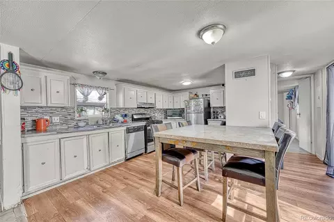 17585 E 18th Pl, Aurora, CO 80011 photo 9