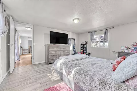17585 E 18th Pl, Aurora, CO 80011 photo 15