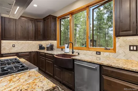 Kitchen - 1734 Mount Evans Blvd, Pine, CO 80470 photo 3 of 4