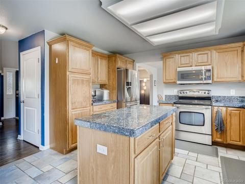 21075 E Crestline Pl, Centennial, CO 80015 photo 8
