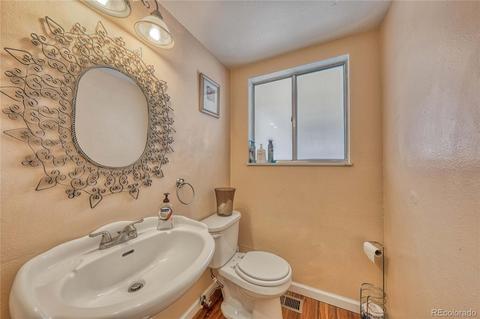 2452 S Eagle Way, Aurora, CO 80014 photo 7