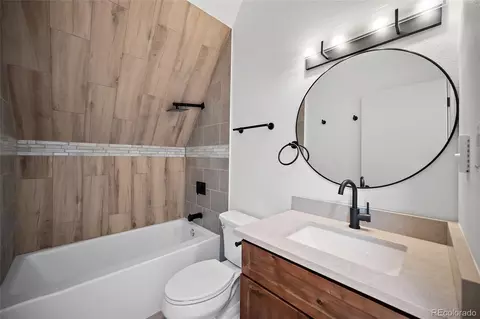 Bath - 6476 High Dr, Morrison, CO 80465 photo 4 of 5