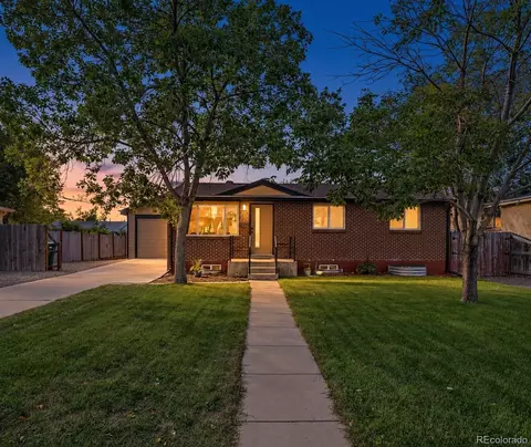 1070 W Oxford Ave, Englewood, CO 80110