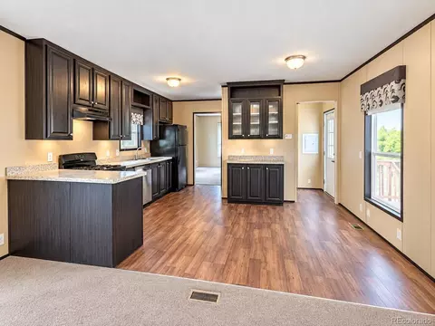 4210 E 100th Ave, Thornton, CO 80229 photo 8