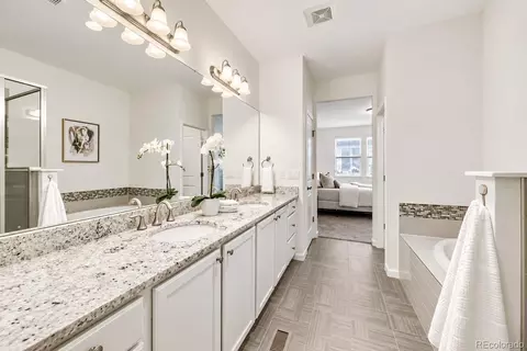Bath - 9002 E Caley Way, Englewood, CO 80111 photo 1 of 4