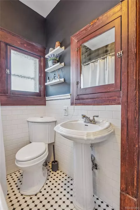 Bath - 2116 E 20th Ave, Denver, CO 80205 photo 3 of 3