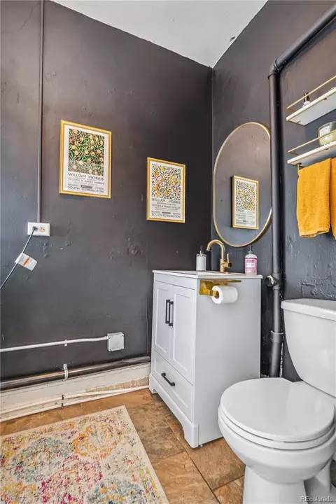 Bath - 2116 E 20th Ave, Denver, CO 80205 photo 1 of 3