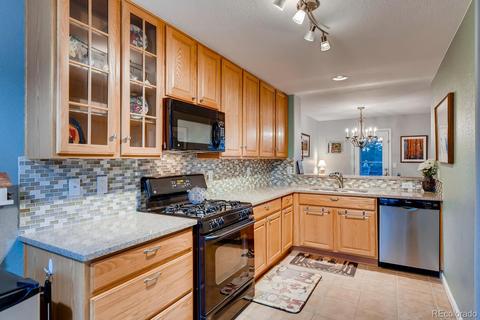 22059 E Irish Dr, Aurora, CO 80016 photo 12