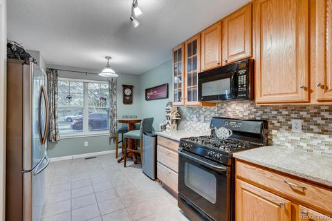 22059 E Irish Dr, Aurora, CO 80016 photo 9
