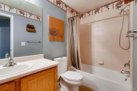 22059 E Irish Dr, Aurora, CO 80016 photo 15