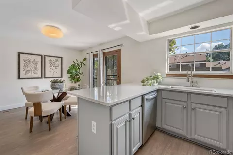 9021 E Amherst Dr #B, Denver, CO 80231 photo 12