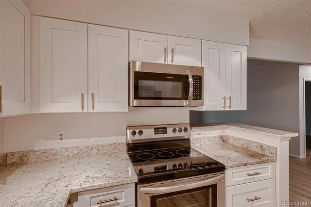 3344 S Ammons St #203, Lakewood, CO 80227