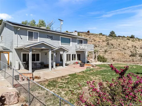 746 Dozier Ave, Canon City, CO 81212