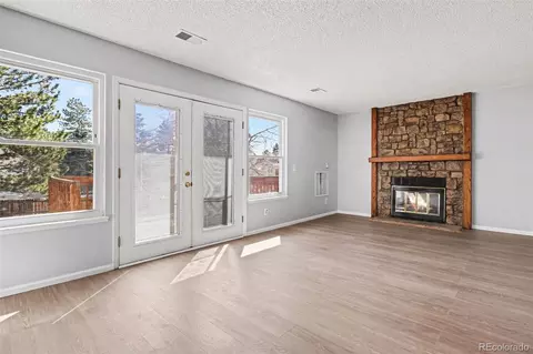 Living - 18967 E Mercer Dr, Aurora, CO 80013 photo 3 of 4