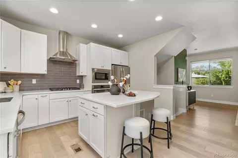 Kitchen - 11377 E 25th Ave, Aurora, CO 80010 photo 2 of 3