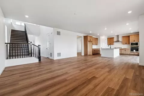 Living - 25010 E 42nd Ave, Aurora, CO 80019 photo 2 of 6