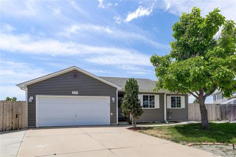 3038 Hawk Dr, Evans, CO 80620 photo 3