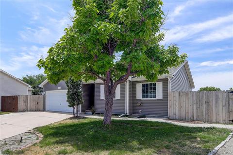 3038 Hawk Dr, Evans, CO 80620 photo 2