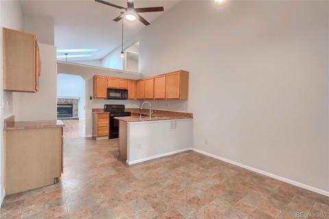 17559 E Baker Pl, Aurora, CO 80013 photo 4