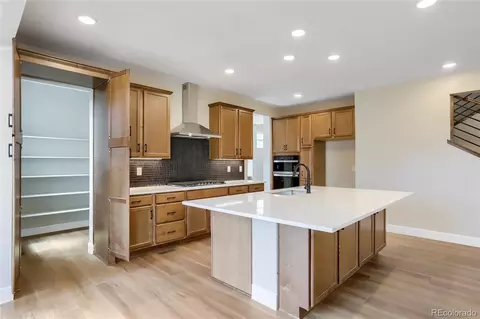 Kitchen - 5397 Daylily Ln, Longmont, CO 80504 photo 2 of 3