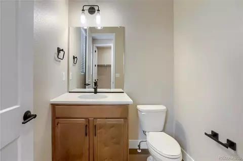 Bath - 5397 Daylily Ln, Longmont, CO 80504 photo 1 of 5