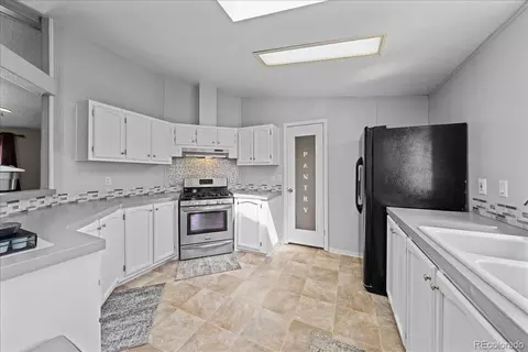 10540 Barron Cir, Longmont, CO 80504 photo 8