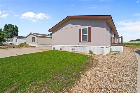 10540 Barron Cir, Longmont, CO 80504 photo 2