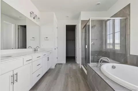 25204 E Warren Pl, Aurora, CO 80018 photo 13
