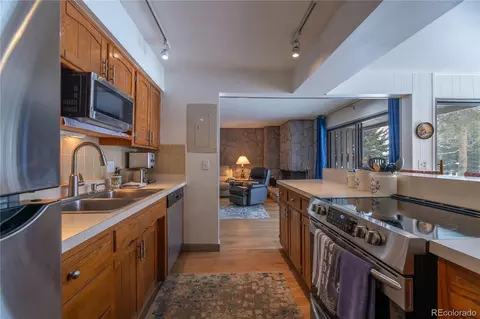 Kitchen - 176 E La Bonte St #104, Dillon, CO 80435 photo 2 of 4