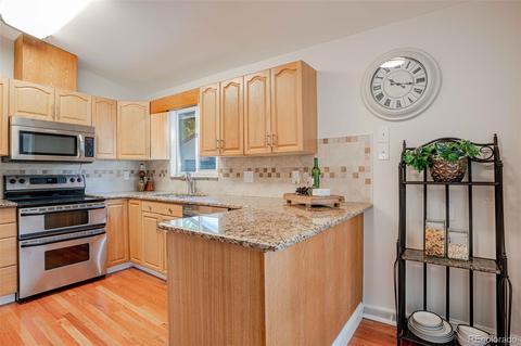 2790 E Peakview Ave, Centennial, CO 80121 photo 9