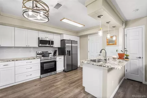 Kitchen - 21535 E 39th Ave, Denver, CO 80249 photo 2 of 9